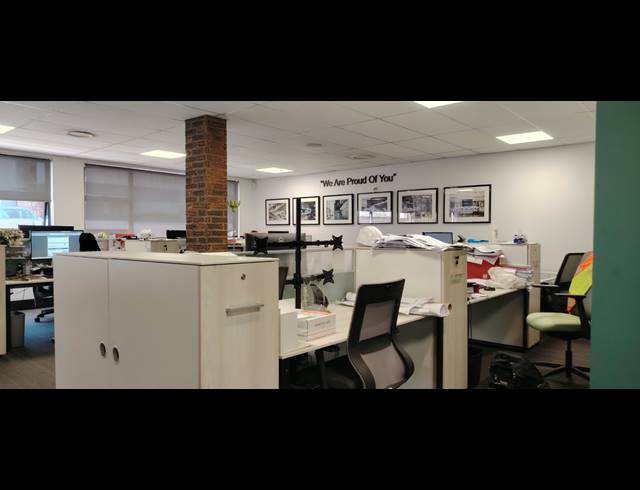 1,059M² OFFICE FOR SALE IN ILLOVO
